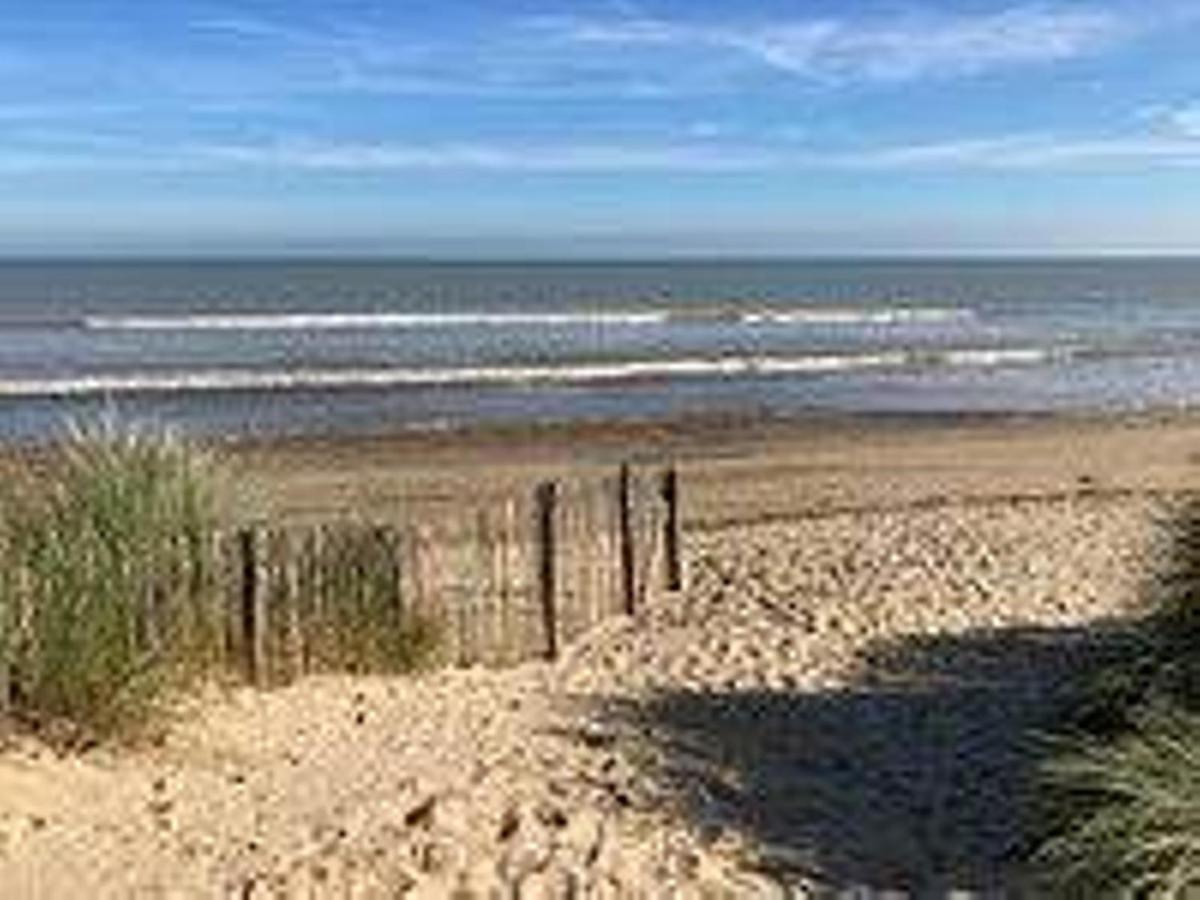 Pass The Keys Fabulous Beach Front Holiday Location Lydd Exteriör bild